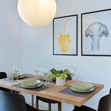 Sg9 Apartment
