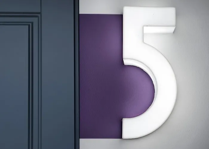 Sg9 شقة بريشا