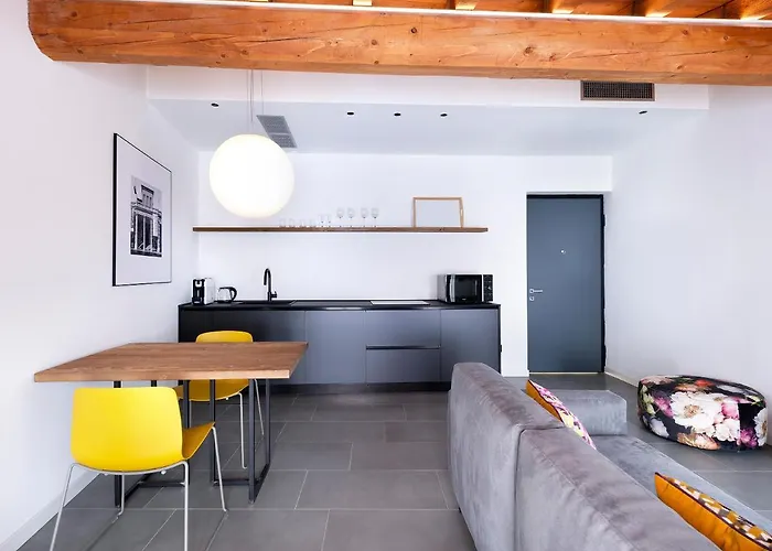 شقة Sg9 بريشا